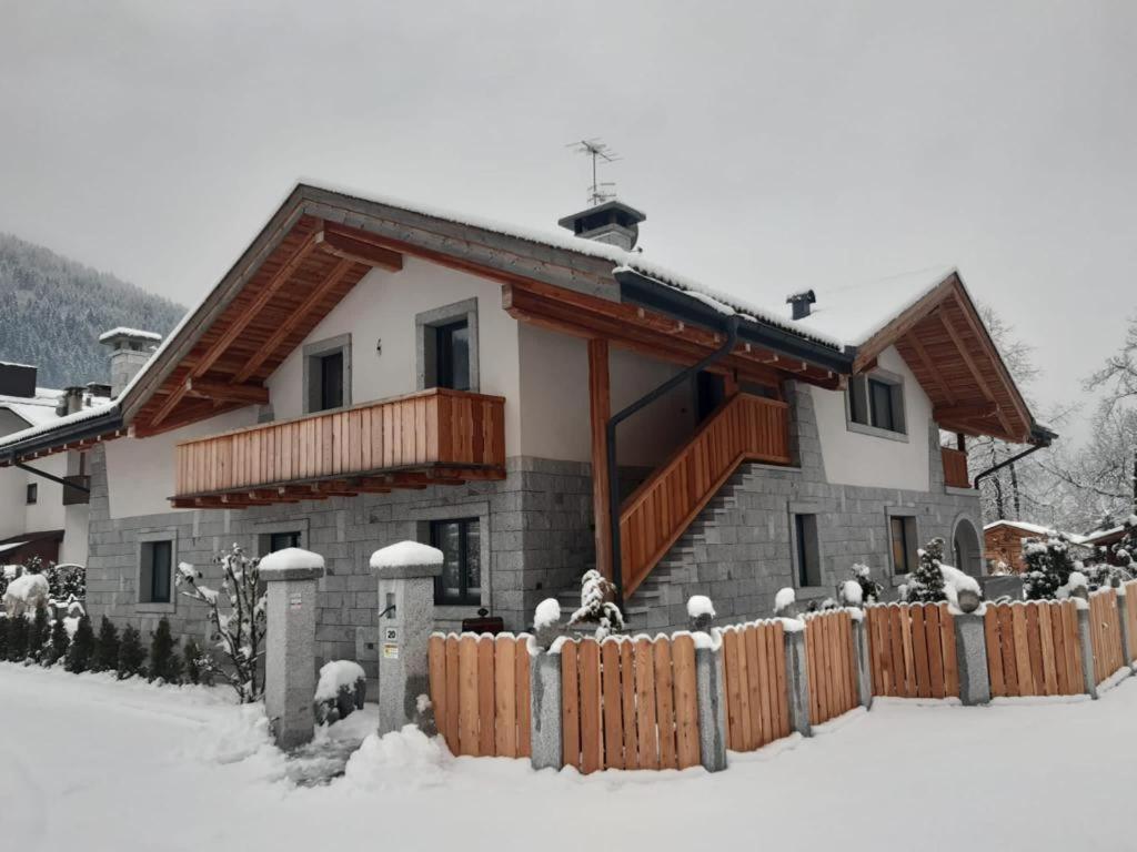 B&B Casa Il Sasso Pinzolo Exterior foto