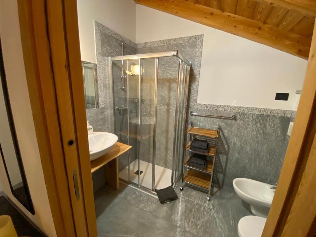 B&B Casa Il Sasso Pinzolo Exterior foto
